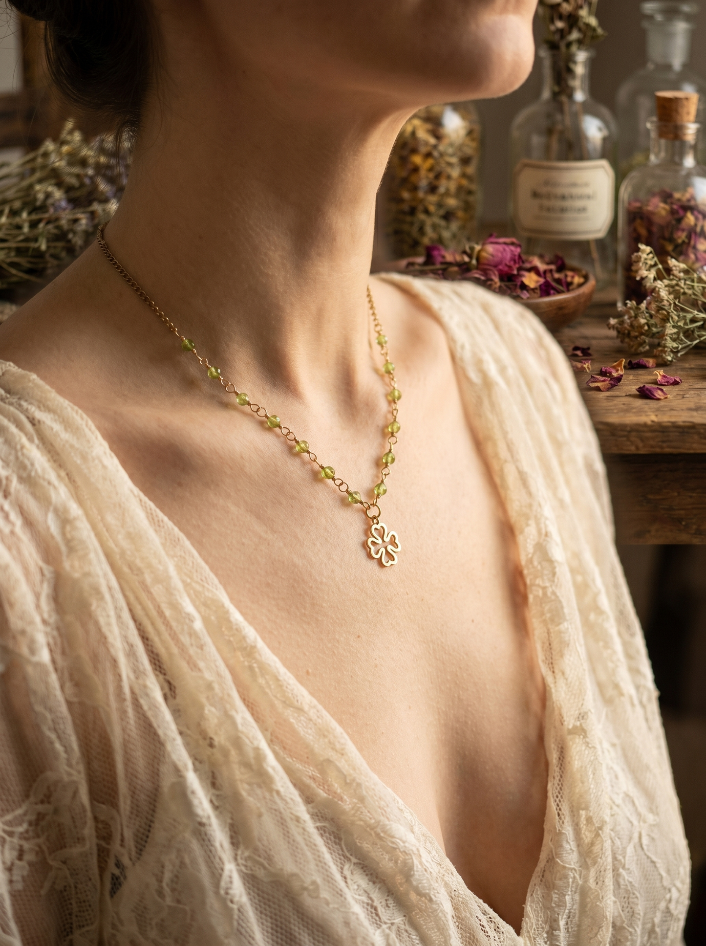 Lucky Clover | Peridot | Gold | Necklace
