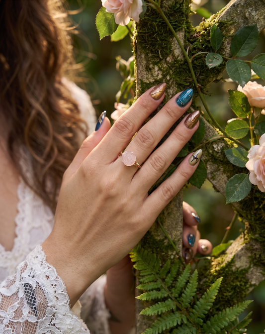 Rose Carving | Rose Quartz | Gold | Wire Ring