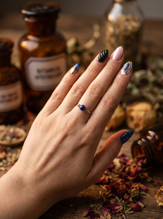 Lapis Lazuli Silver Wire Ring